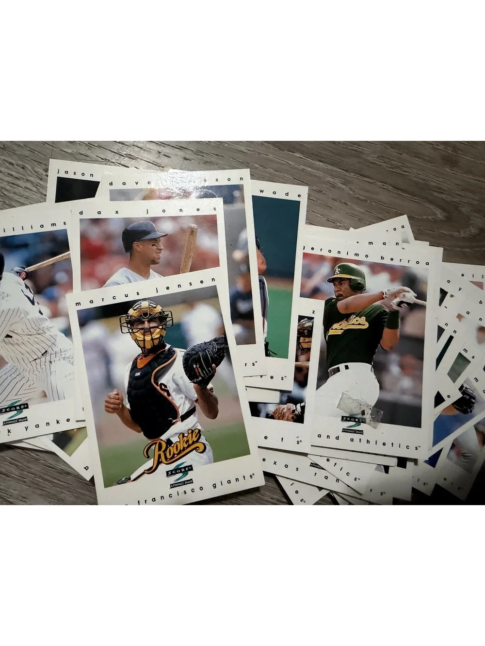 170 1996 Pinnacle Baseball Cards
